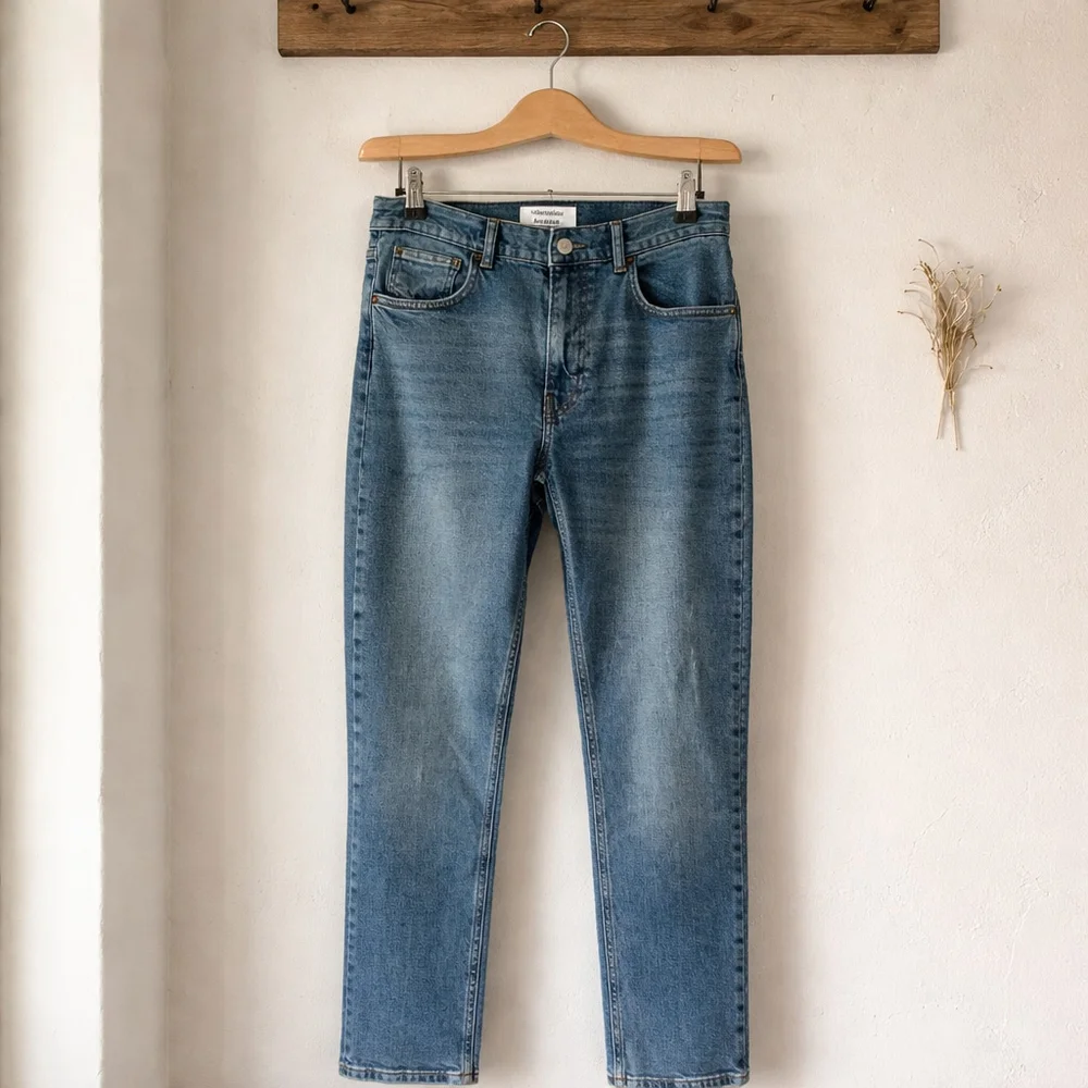 0182 REFORMATION Abby Jeans EUC
Size 28 - Picture 2 of 9